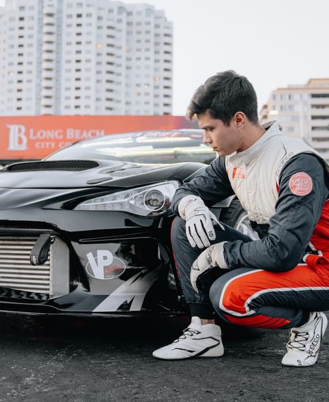 Diego Higa Car 8